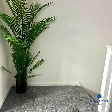 Sun House By Blue Skies Holiday home *