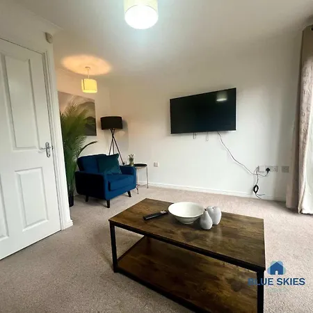 Sun House By Blue Skies * Hornby (Hambleton)